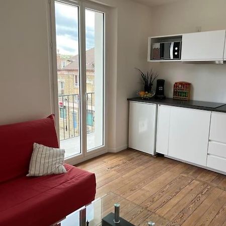 Apartment With Balcony Near Disneyland. Esbly Extérieur photo